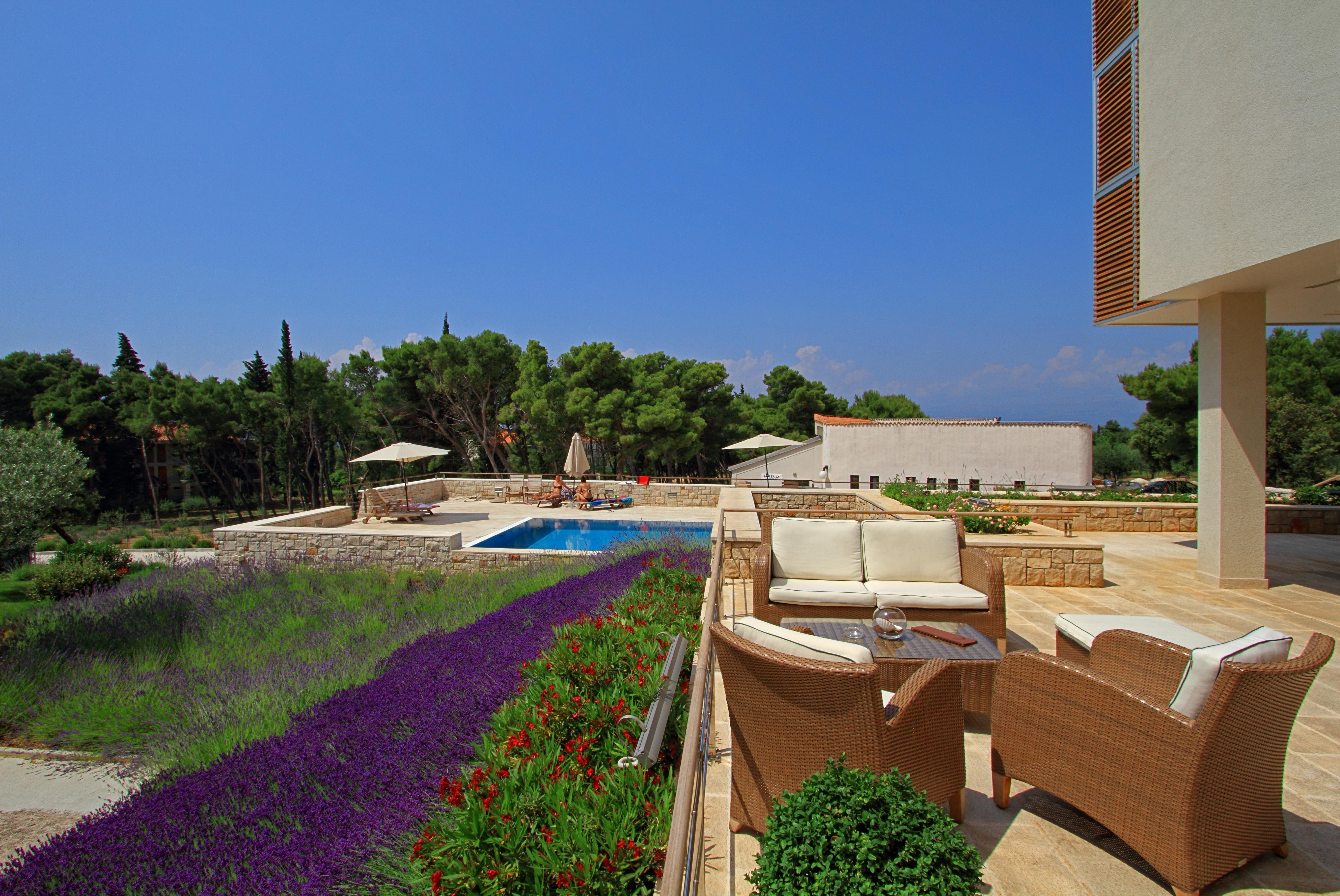 Aminess Vival Casa Velaris Supetar Exterior foto