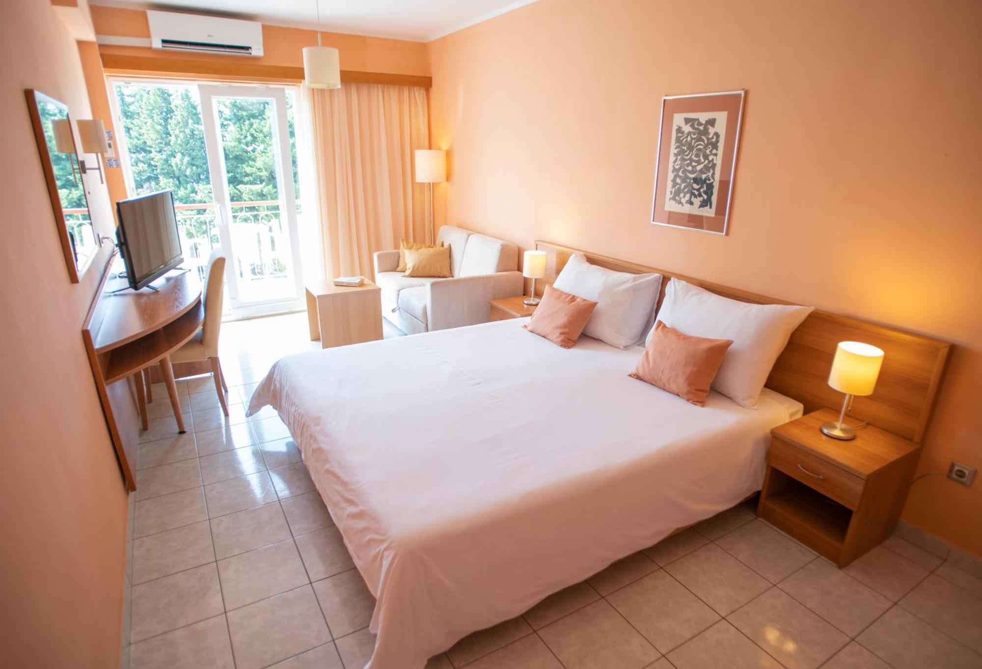 Aminess Vival Casa Velaris Supetar Exterior foto