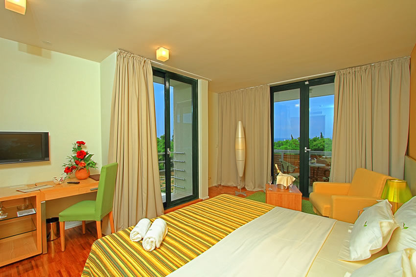 Aminess Vival Casa Velaris Supetar Exterior foto